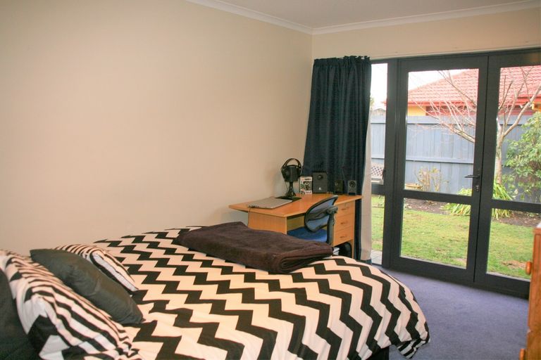 Photo of property in 16 Rowan Place, Mosgiel, 9024