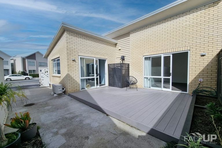 Photo of property in 182 Clark Road, Hobsonville, Auckland, 0616