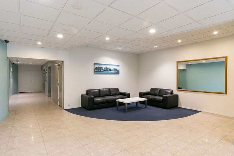 Photo of property in Terrace Tower Apartments, 5d/126 The Terrace, Wellington Central, Wellington, 6011