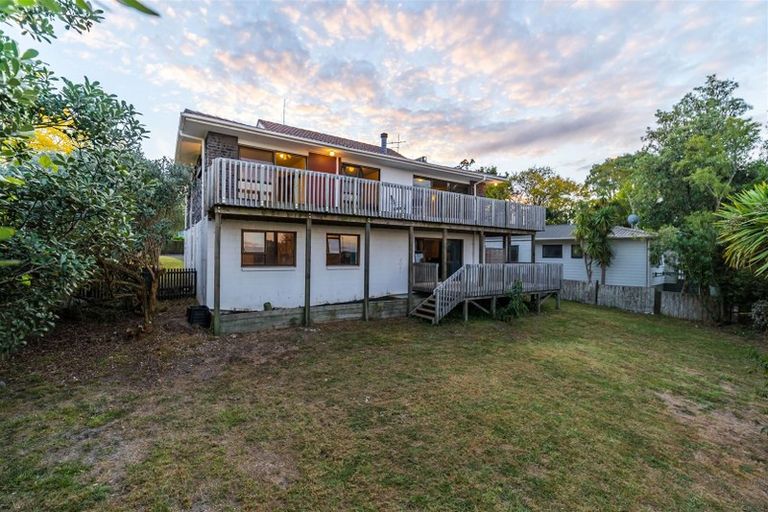 Photo of property in 212 Royal Road, Massey, Auckland, 0614