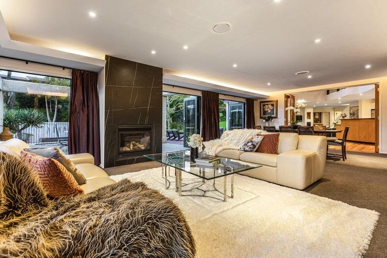 Photo of property in 9 Tiffany Close, Totara Park, Auckland, 2019