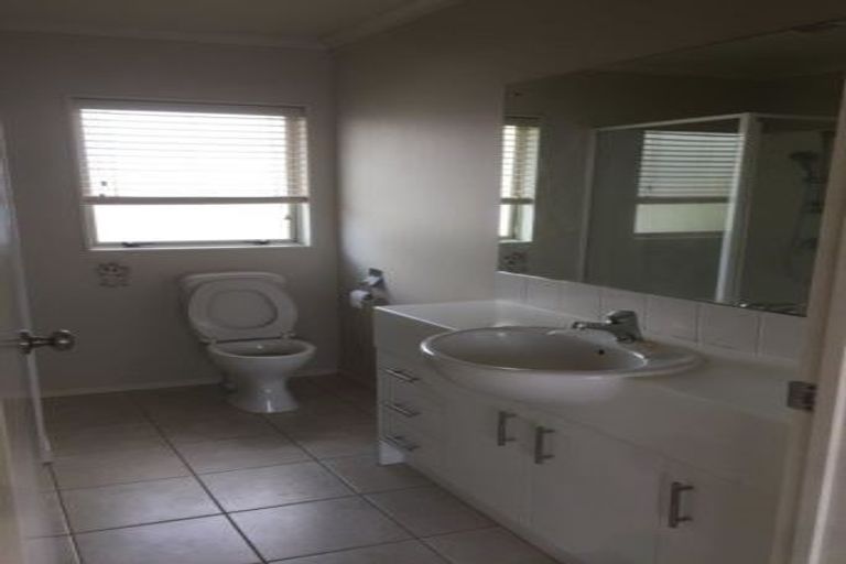 Photo of property in 65a Rodney Street, Howick, Auckland, 2014