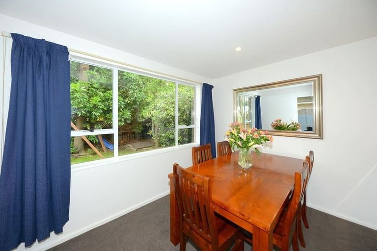 Photo of property in 127 Grimseys Road, Redwood, Christchurch, 8051
