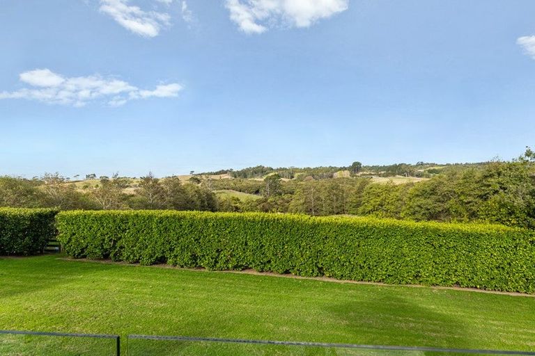 Photo of property in 466 Whitehills Road, Waitoki, Silverdale, 0994