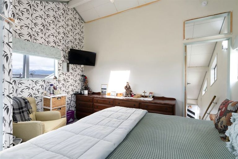 Photo of property in 162a Winchester Street, Levin, 5510