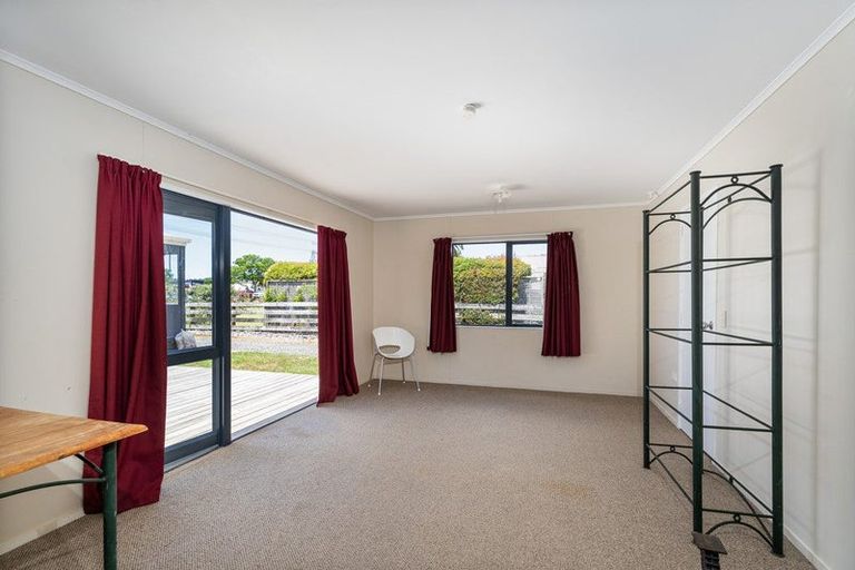Photo of property in 24 Captain Cook Road, Cooks Beach, Whitianga, 3591