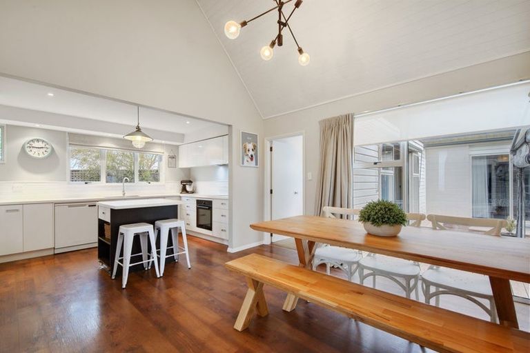 Photo of property in 10 Geddis Street, Rangiora, 7400