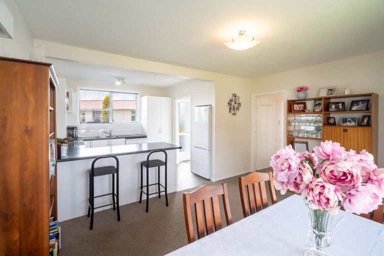 Photo of property in 12 Cowper Place, Avondale, Christchurch, 8061