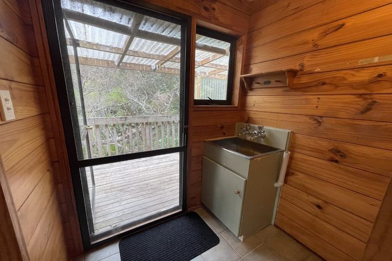 Photo of property in 2/30 Charles Dickens Drive, Mellons Bay, Auckland, 2014