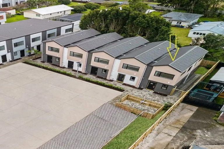 Photo of property in 19/12 Arney Road, Ranui, Auckland, 0612