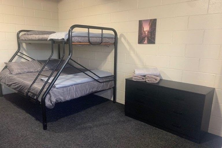Photo of property in Gore Motor Camp, 35 Broughton Street, Gore, 9710