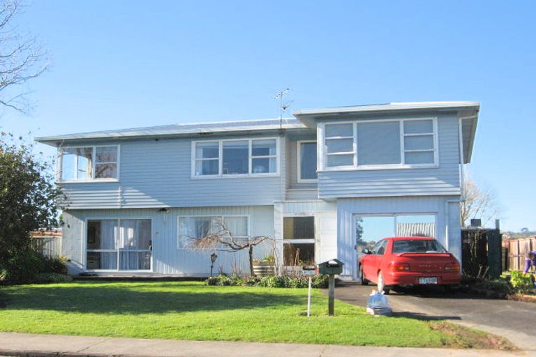Photo of property in 81 Cargill Street, Papakura, 2110