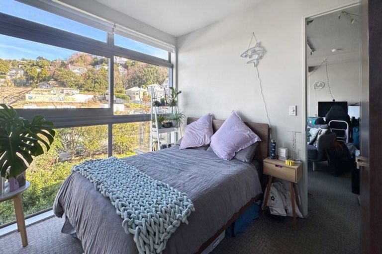 Photo of property in Revolucion Apartments, 207e/28 Torrens Terrace, Mount Cook, Wellington, 6011