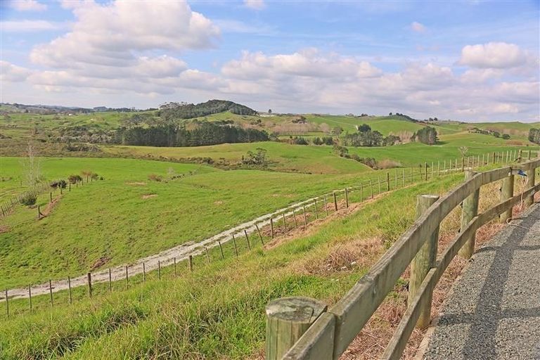 Photo of property in 996 Wharehine Road, Wharehine, Wellsford, 0973