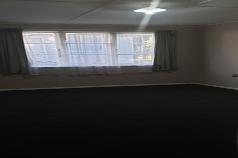 Photo of property in 29 Mungavin Avenue, Ranui, Porirua, 5024