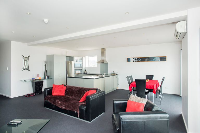 Photo of property in Bay View, 15/90 Customhouse Street, Gisborne, 4010