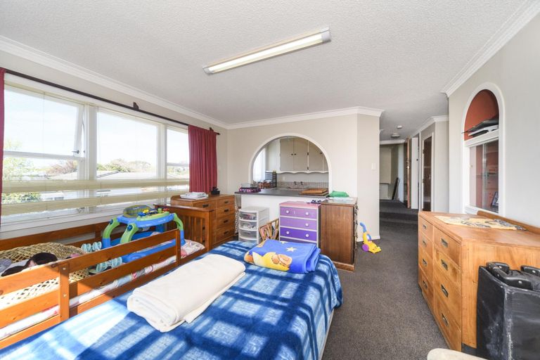 Photo of property in 9 Summerhays Street, Terrace End, Palmerston North, 4410