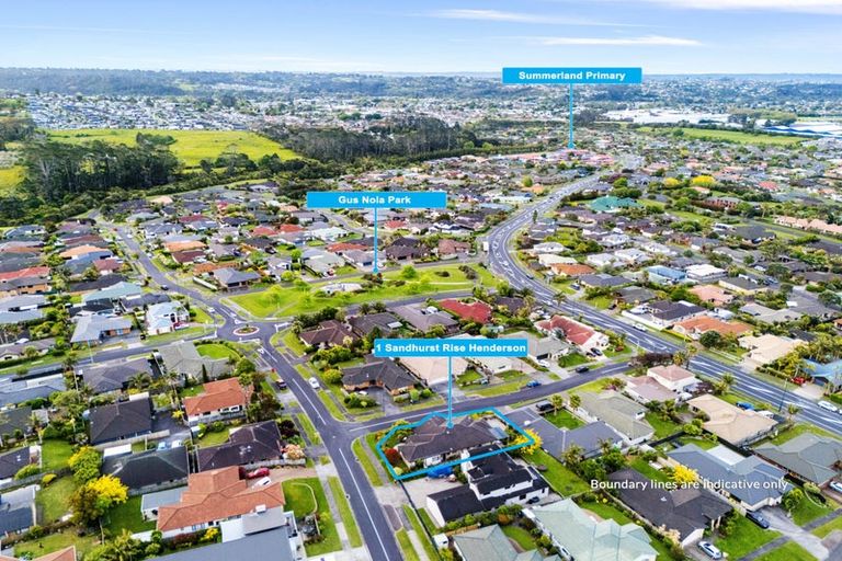 Photo of property in 1 Sandhurst Rise, Henderson, Auckland, 0612
