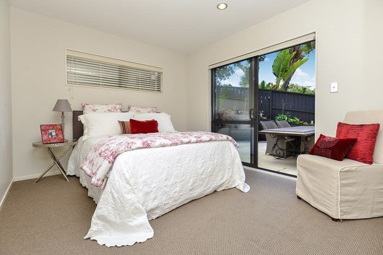 Photo of property in 10a Regia Close, Half Moon Bay, Auckland, 2012