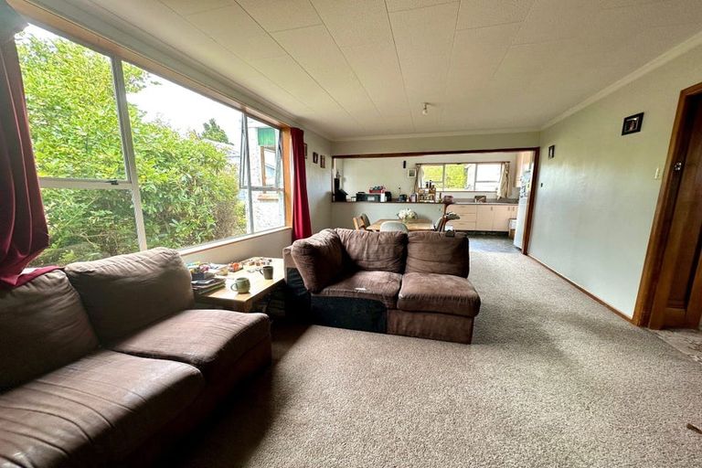 Photo of property in 85 Wilson Road, Balclutha, 9230