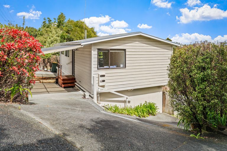 Photo of property in 5a Rangimaarie Crescent, Snells Beach, 0920