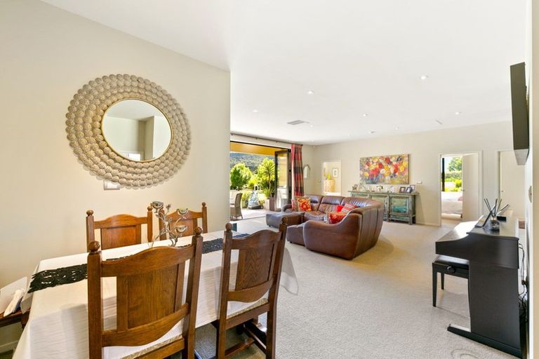 Photo of property in 278a Matua Road, Kumeu, 0891