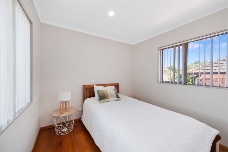 Photo of property in 7a Waterfront Road, Mangere Bridge, Auckland, 2022