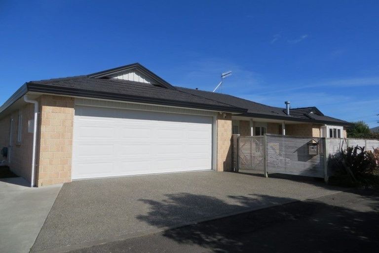 Photo of property in 4 Burnfield Way, Levin, 5510