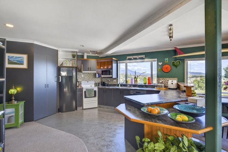 Photo of property in 5 Scott Street, Moturoa, New Plymouth, 4310