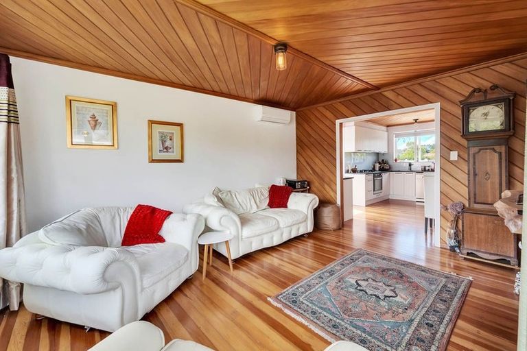 Photo of property in 38 Kashmir Road, Glen Eden, Auckland, 0602