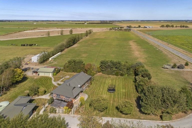 Photo of property in 880 Leeston Dunsandel Road, Leeston, 7682