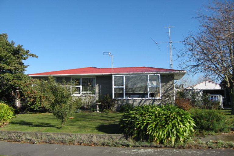 Photo of property in 15 Harling Avenue, Hillmorton, Christchurch, 8025