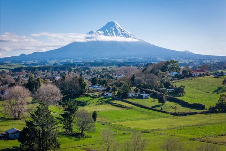 Photo of property in 6 King Edward Street, Eltham, 4322