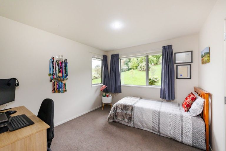 Photo of property in 100 Greer Court, Bunnythorpe, Palmerston North, 4481