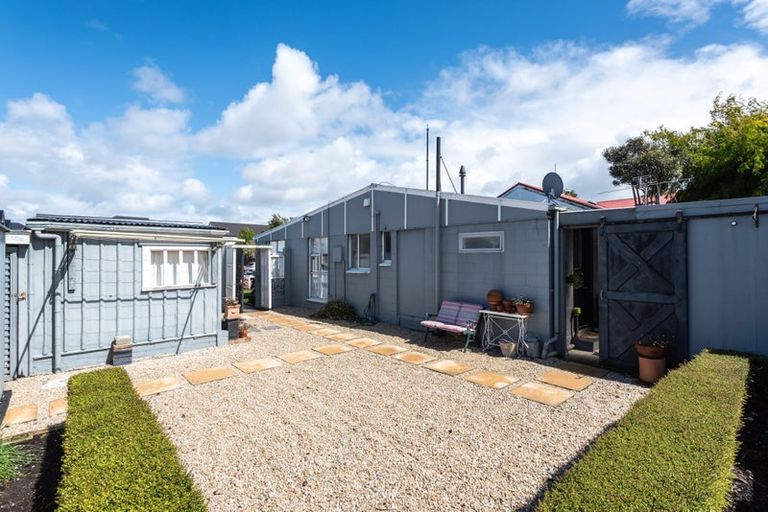 Photo of property in 2/42 Harker Street, Spreydon, Christchurch, 8024