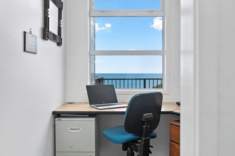 Photo of property in 3 Pukehina Parade, Pukehina, Te Puke, 3189