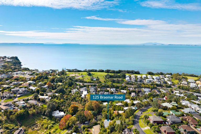 Photo of property in 125 Braemar Road, Castor Bay, Auckland, 0620