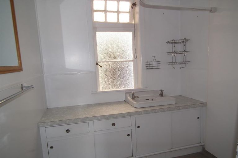 Photo of property in 42 Ranfurly Street, Dargaville, 0310