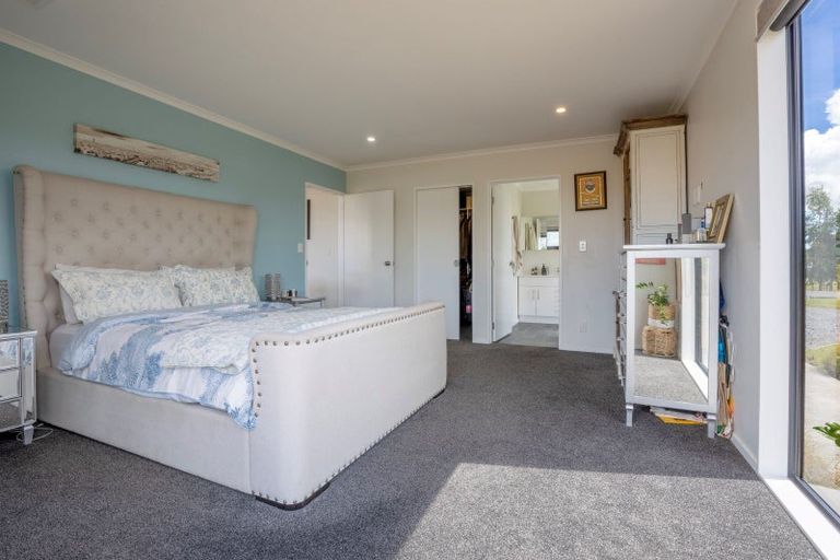 Photo of property in 21 Blundell Avenue, Waipukurau, 4200