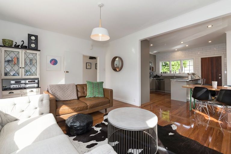 Photo of property in 42d Hillside Road, Papatoetoe, Auckland, 2025