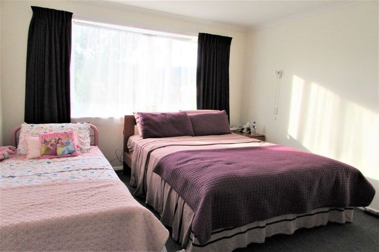 Photo of property in 79 Compton Crescent, Taita, Lower Hutt, 5011