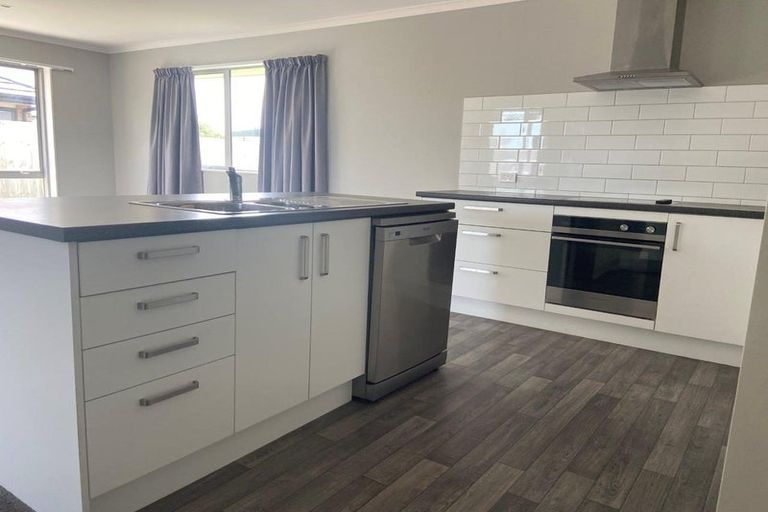 Photo of property in 29 Reuben Avenue, Rolleston, 7615