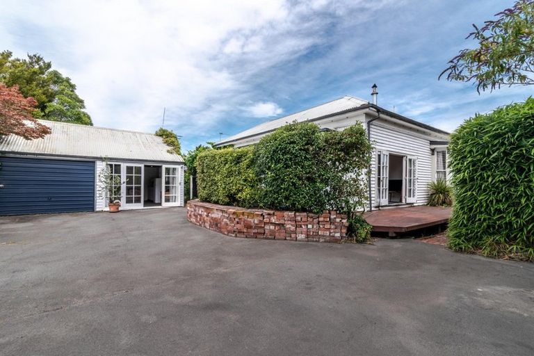 Photo of property in 21 Ayr Street, Riccarton, Christchurch, 8011