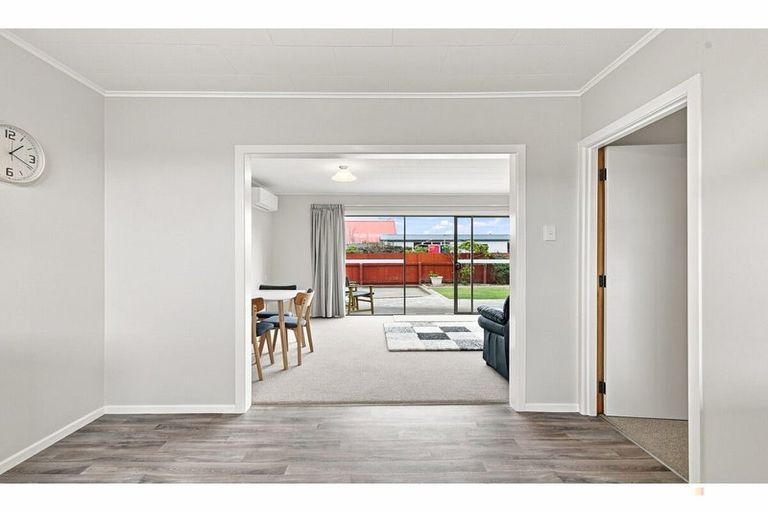 Photo of property in 1/71 Ranui Avenue, Waimataitai, Timaru, 7910