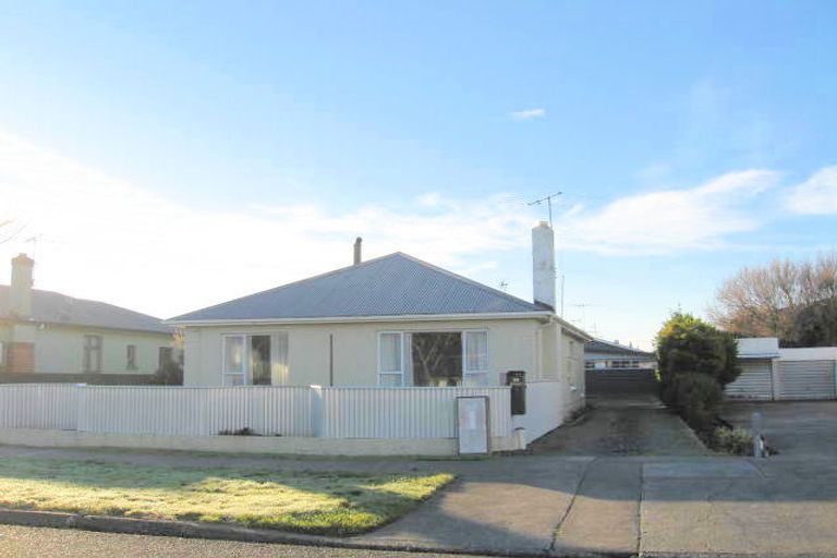 Photo of property in 35 Antrim Street, Windsor, Invercargill, 9810