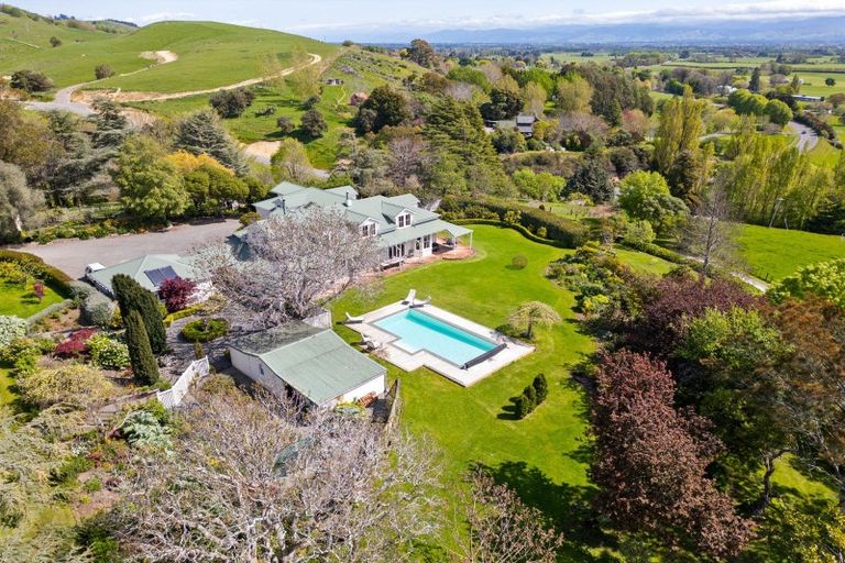 Photo of property in 8 Maungahina Road, Te Ore Ore, Masterton, 5886