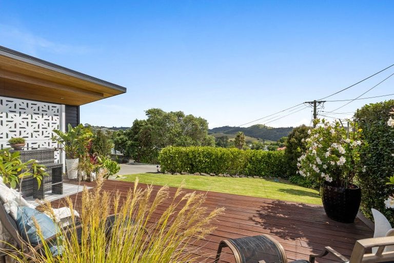 Photo of property in 10 Hillcrest Road, Hatfields Beach, Orewa, 0931