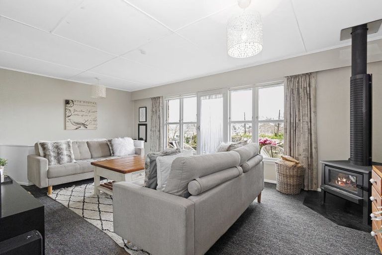 Photo of property in 1 Huia Street, Piopio, 3912