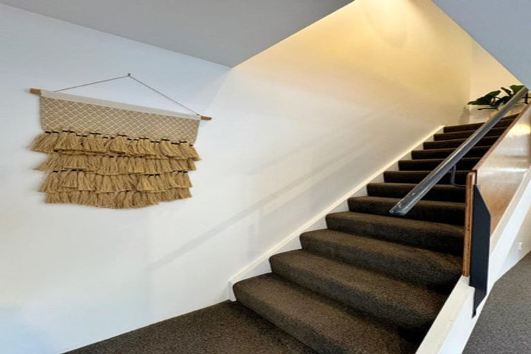 Photo of property in 136 Willis Street, Te Aro, Wellington, 6011