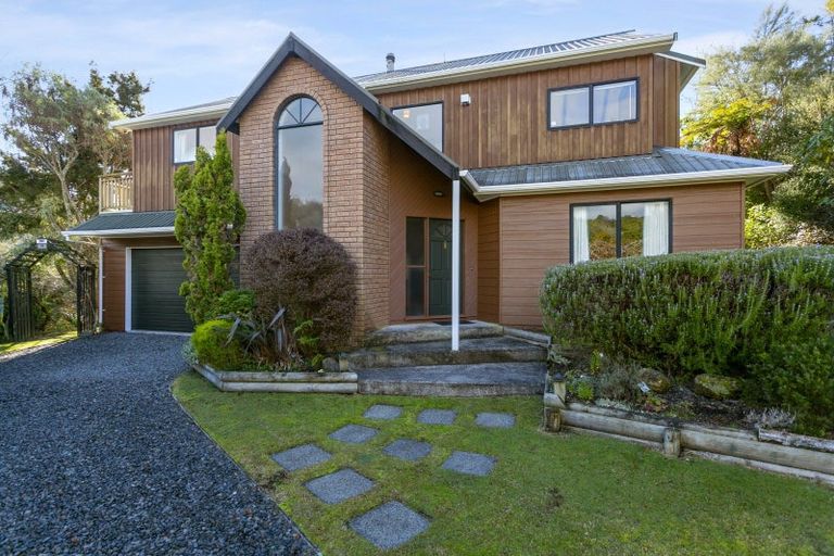 Photo of property in 18 Taringa Avenue, Kuratau, Turangi, 3381